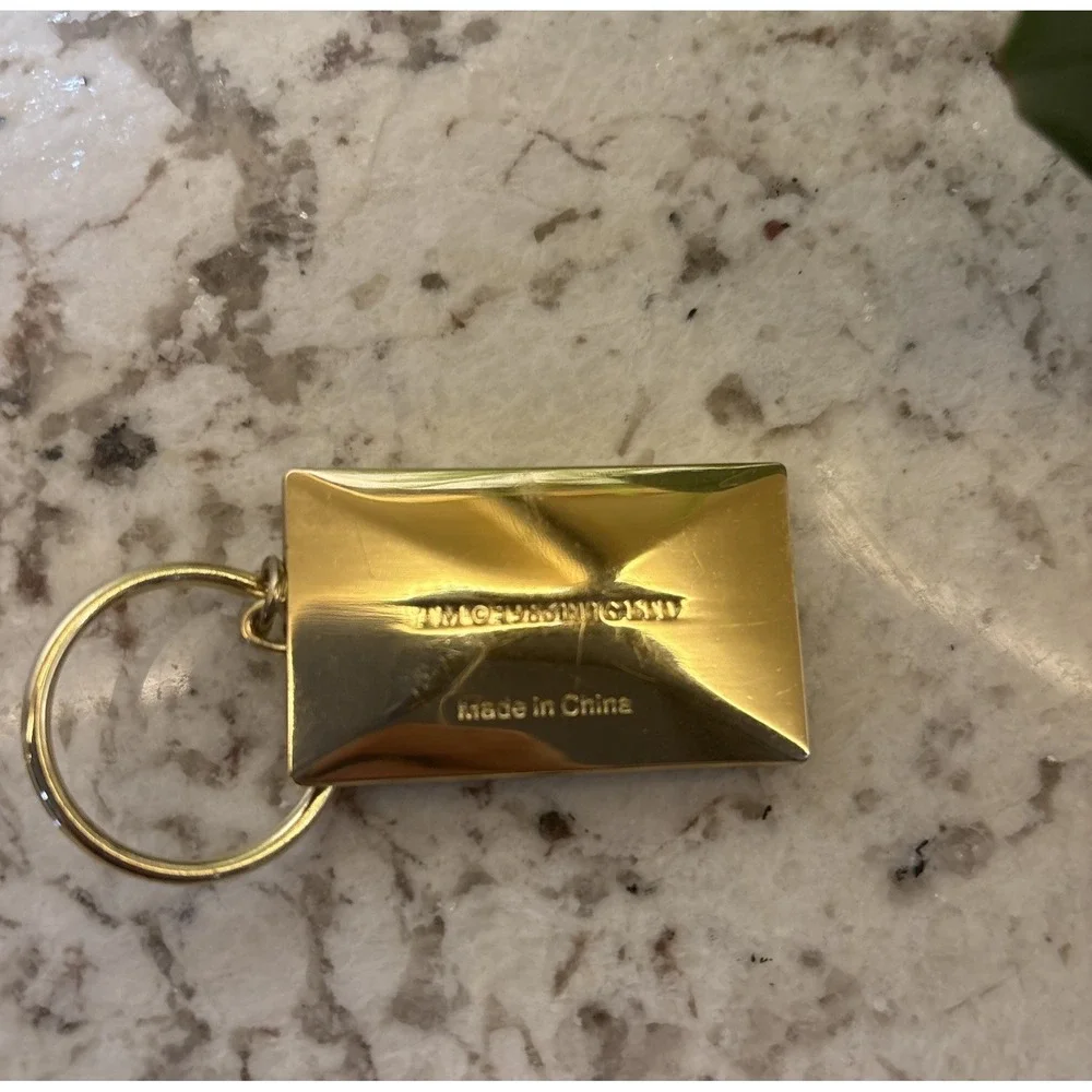 Andrew Lloyd Webber PHANTOM OF THE OPERA‎ C1986 Broadway Lacquered Key Chain